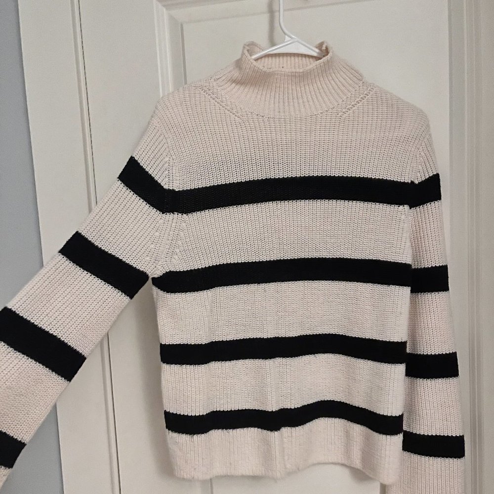 Banana Republic TURTLENECK SWEATER | XS